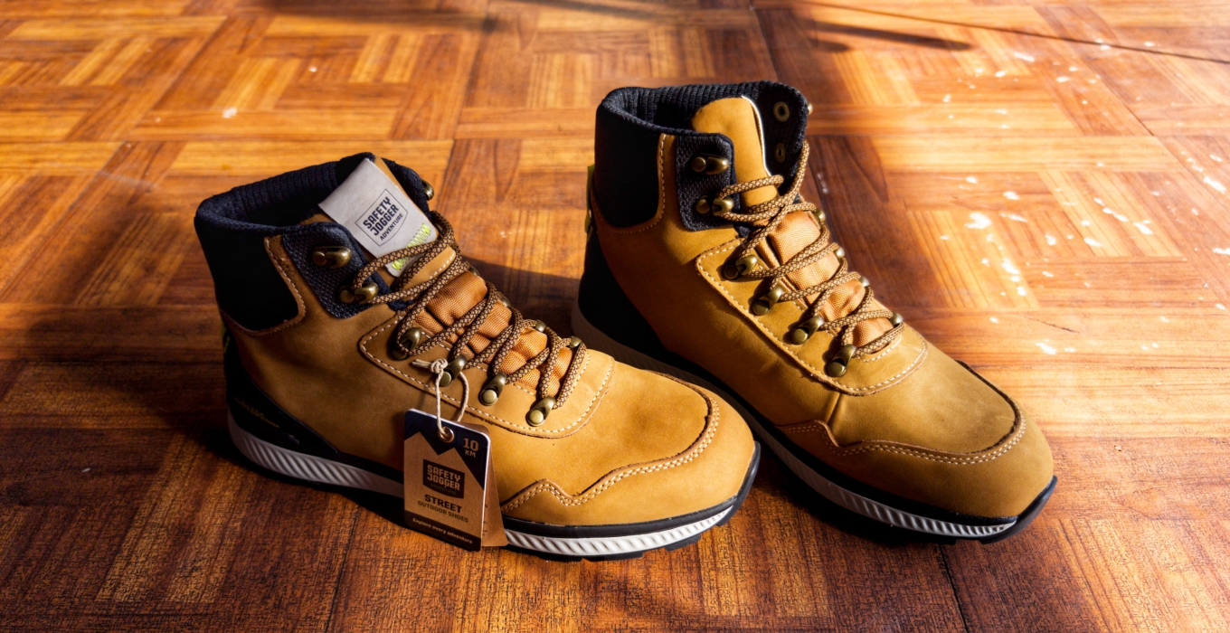 SEPATU OUTDOOR TERBARU DARI SAFETY JOGGER